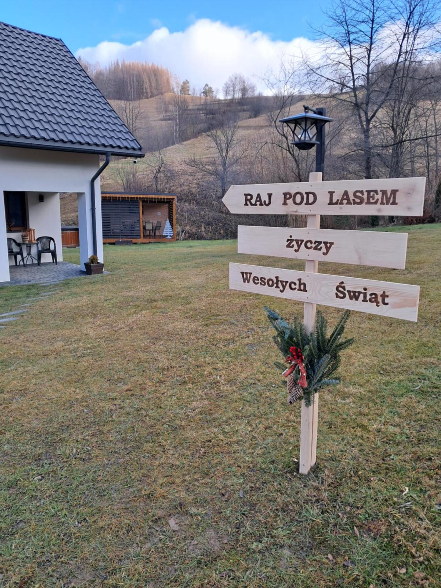 Raj Pod Lasem * Terka